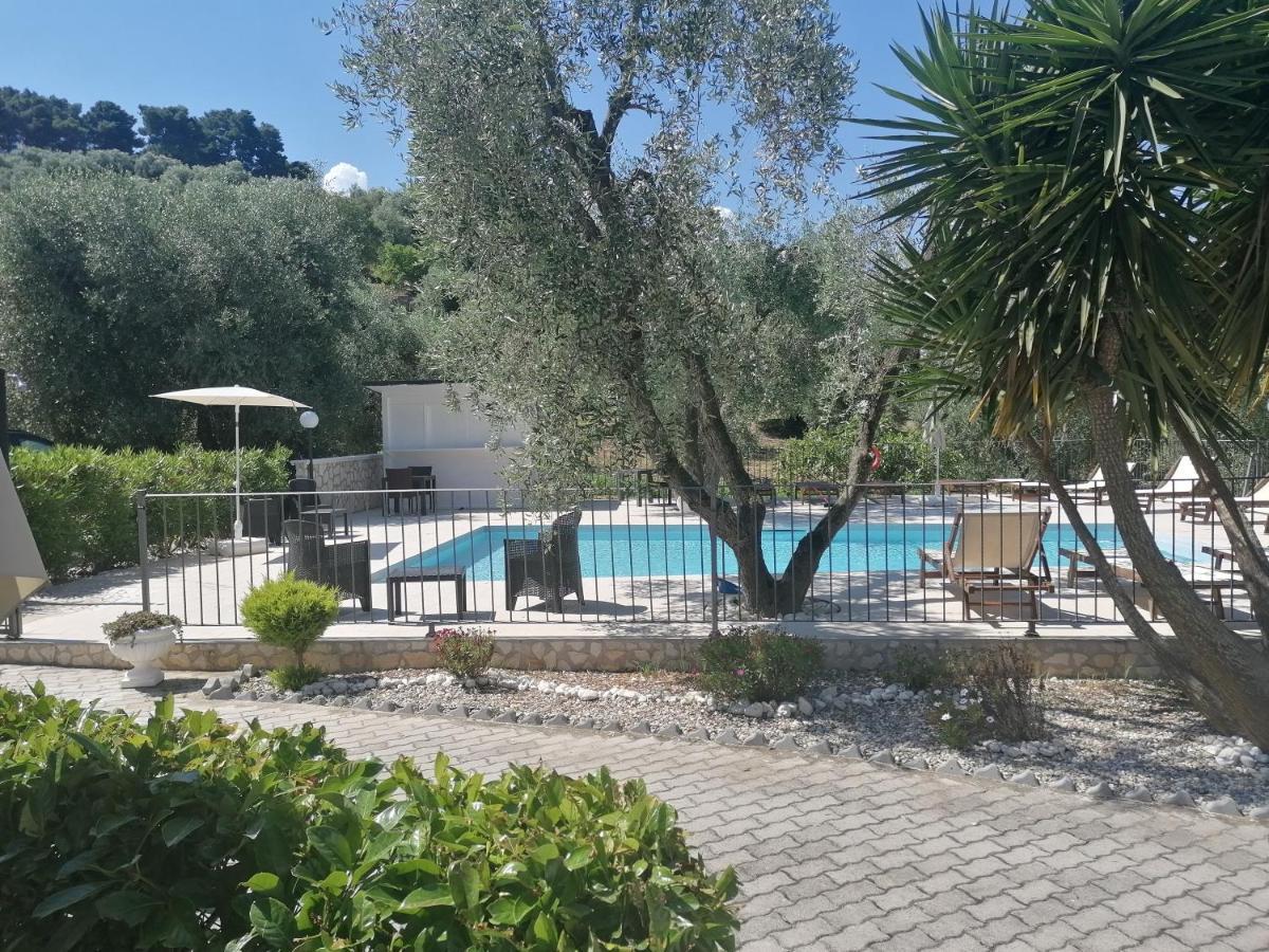 Agriturismo Valle Dei Gelsi Peschici Exteriör bild