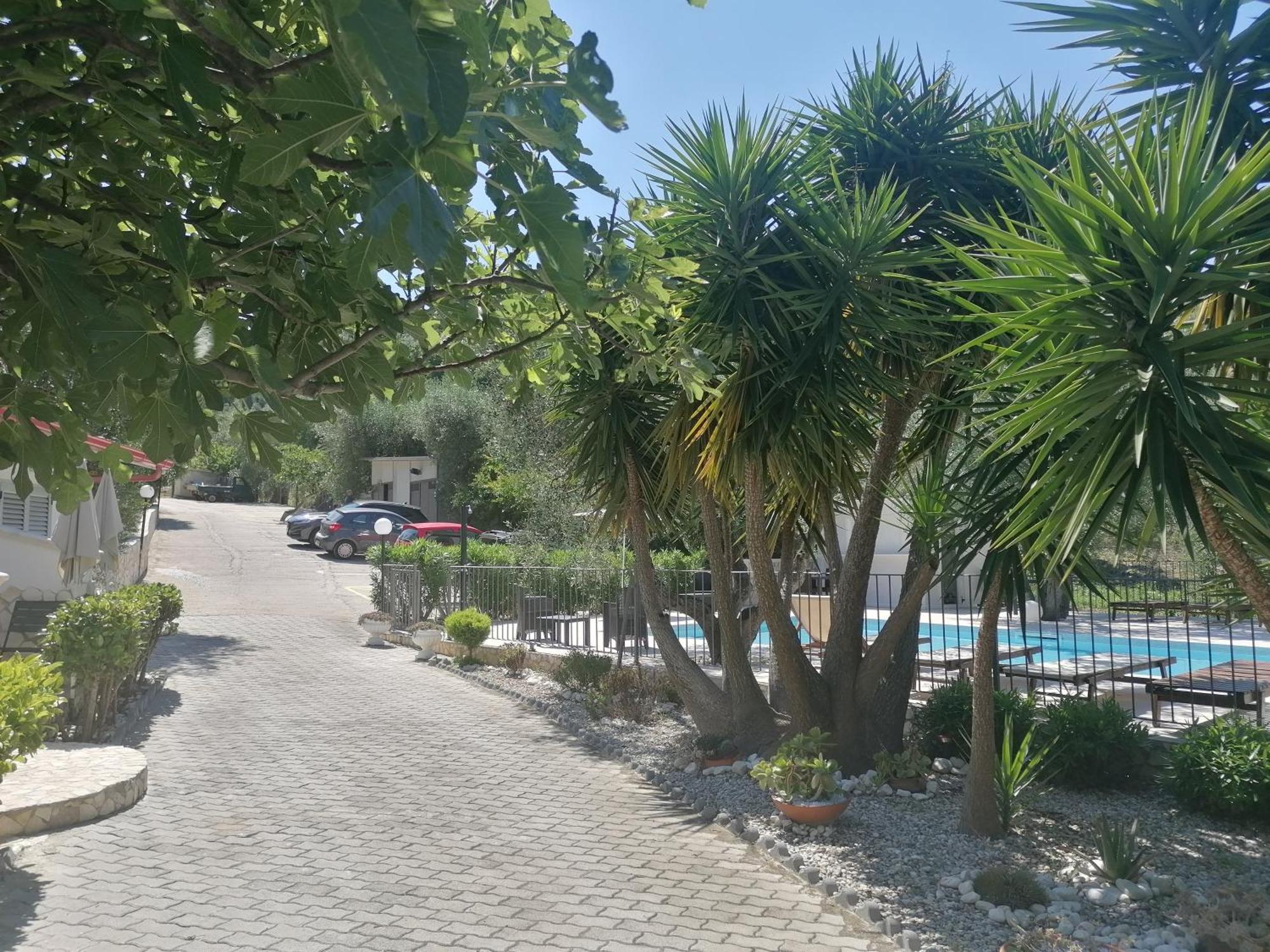 Agriturismo Valle Dei Gelsi Peschici Exteriör bild